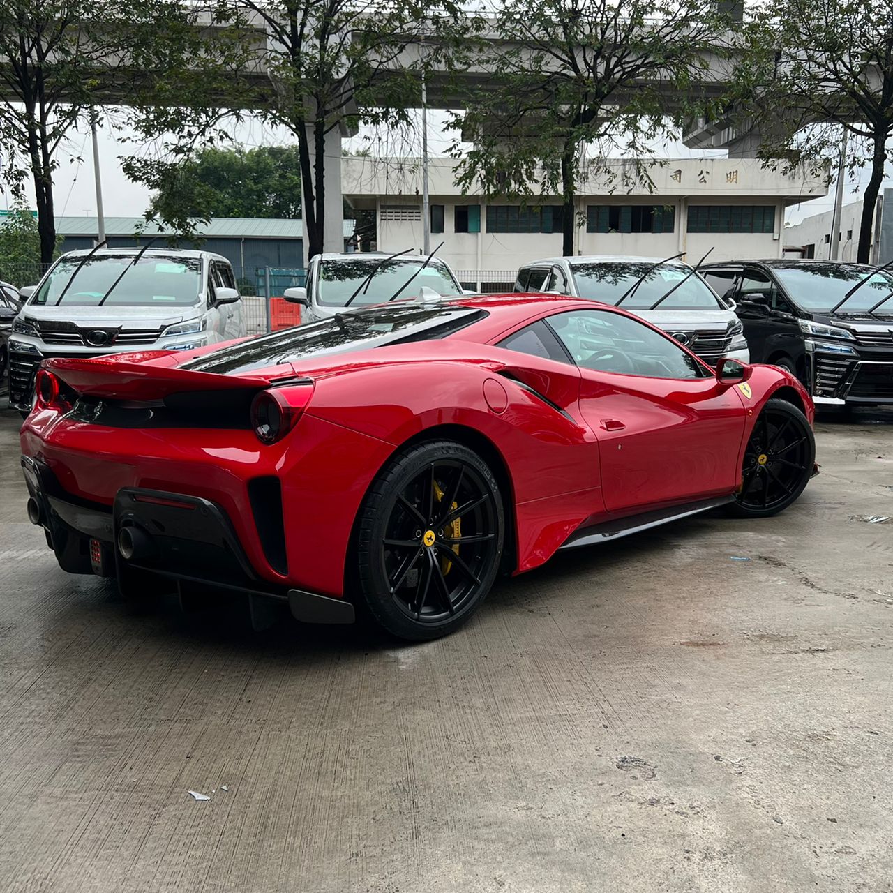 2019 FERRARI 488 PISTA