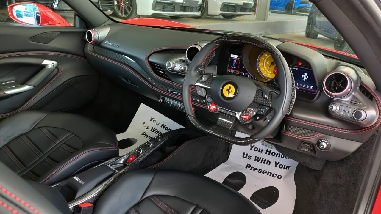 2020 FERRARI F8 TRIBUTO V8