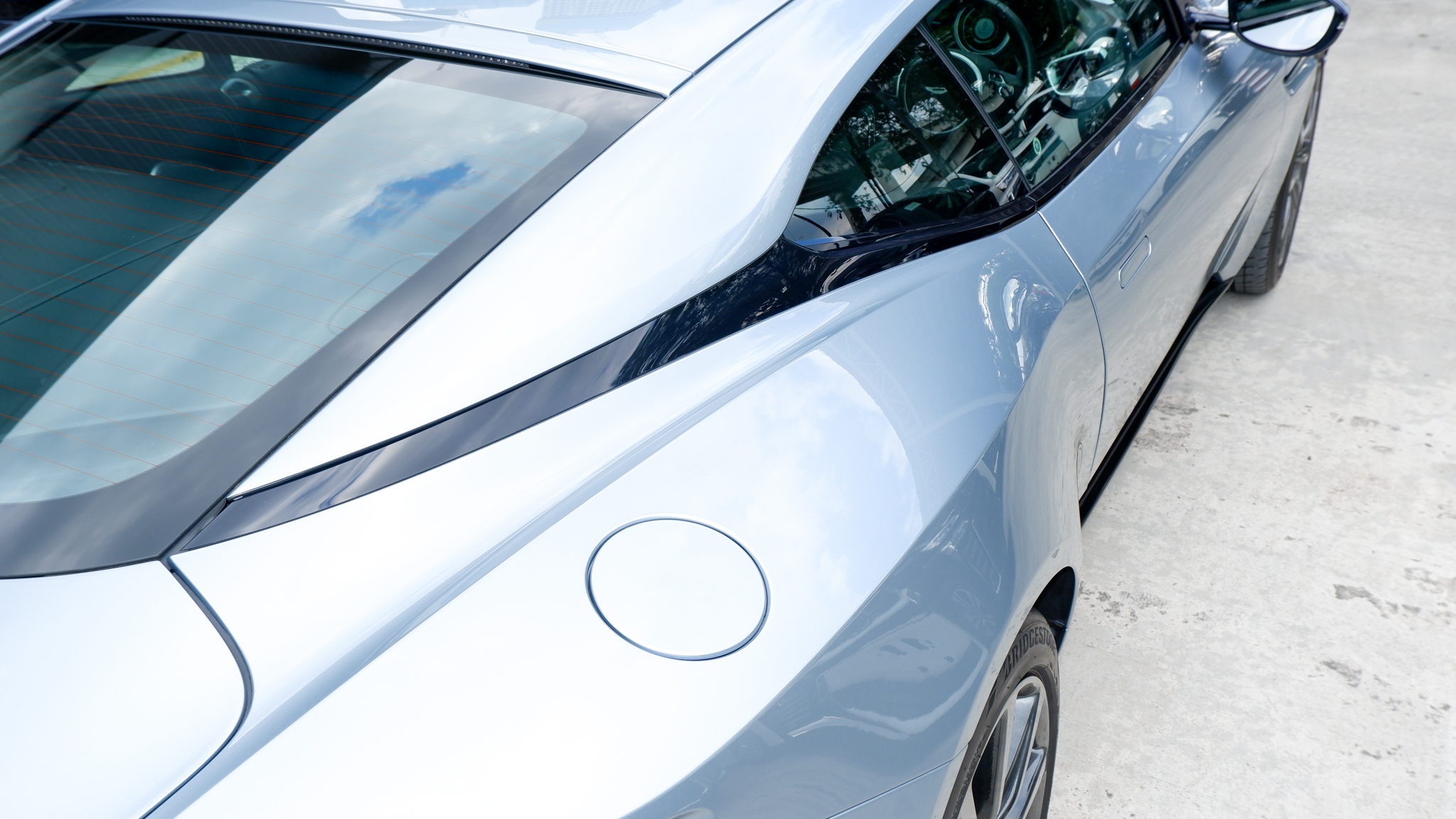 2018 ASTON MARTIN DB11 V8 4.0L