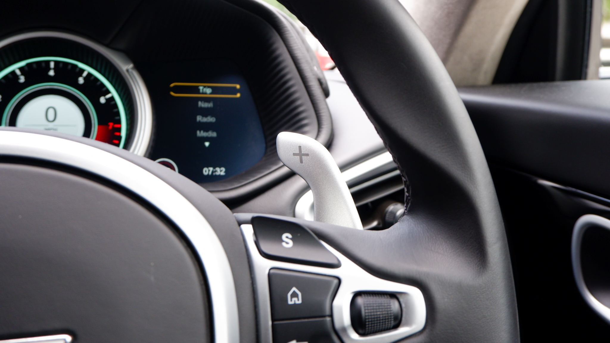 2018 ASTON MARTIN DB11 V8 4.0L