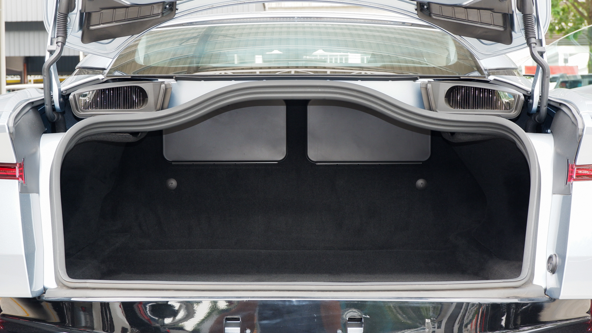 2018 ASTON MARTIN DB11 V8 4.0L