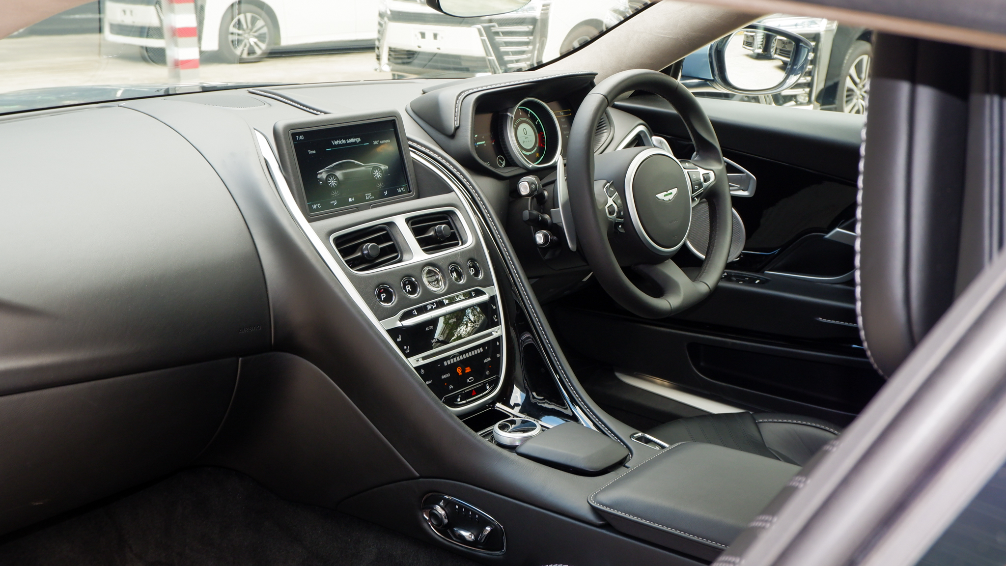 2018 ASTON MARTIN DB11 V8 4.0L