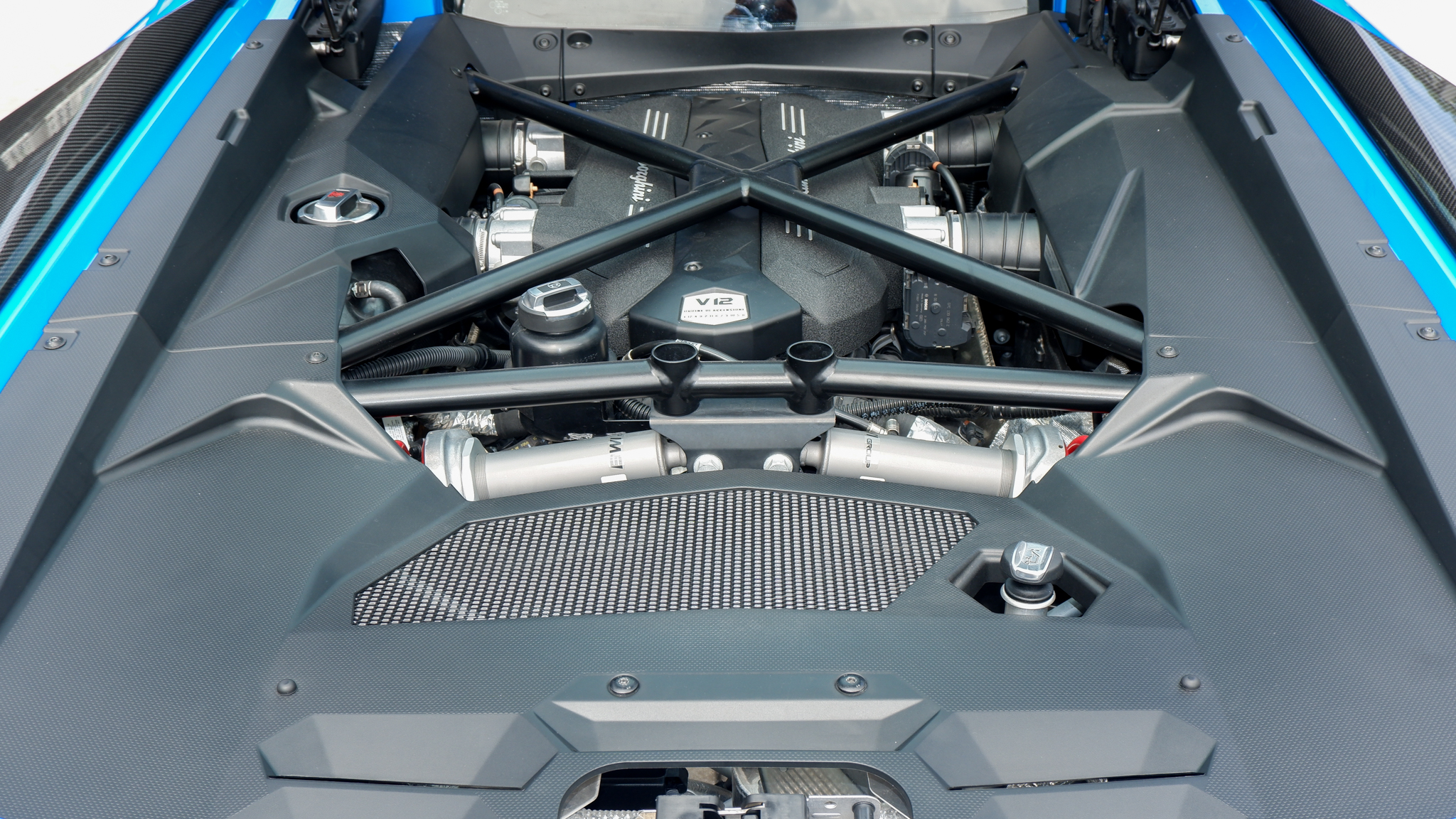 2017 LAMBORGHINI AVENTADOR S LP740-4