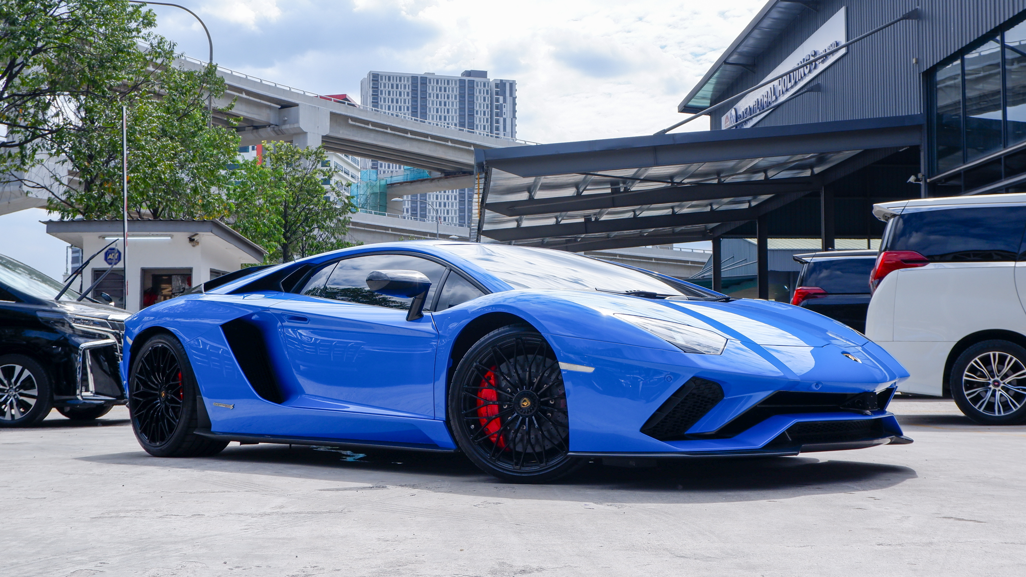 2017 LAMBORGHINI AVENTADOR S LP740-4