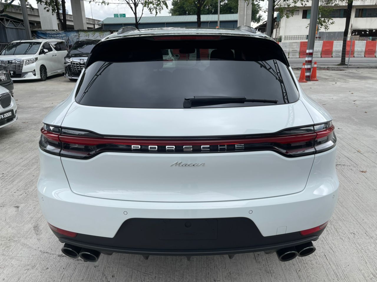 2020 PORSCHE MACAN 2.0 UK SPEC