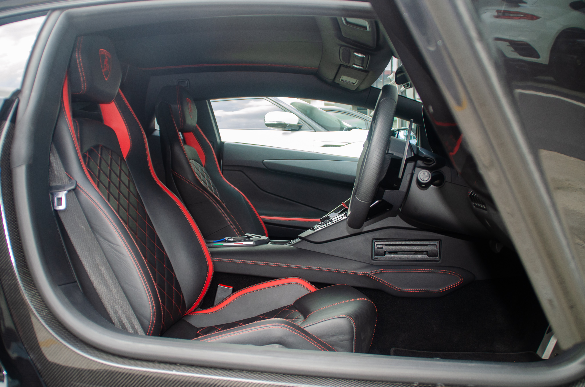 2017 LAMBORGHINI AVENTADOR S LP740-4