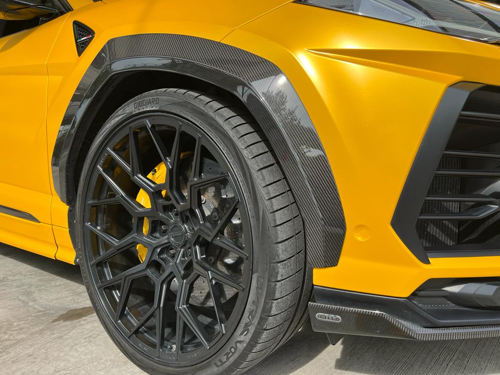2018 LAMBORGHINI URUS URBAN PACKAGE
