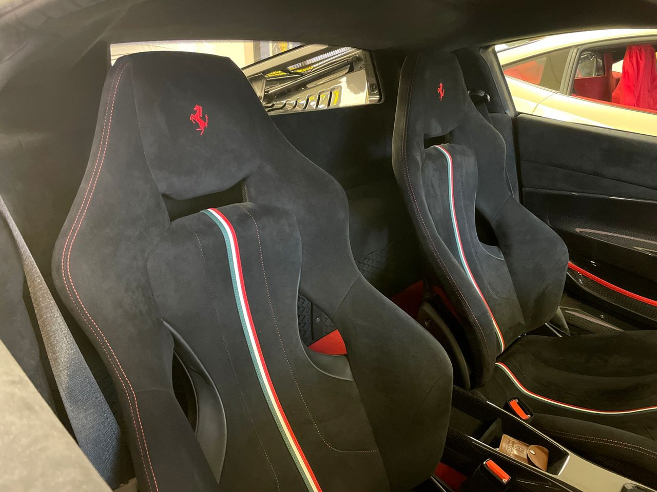 2019 FERRARI 488 PISTA