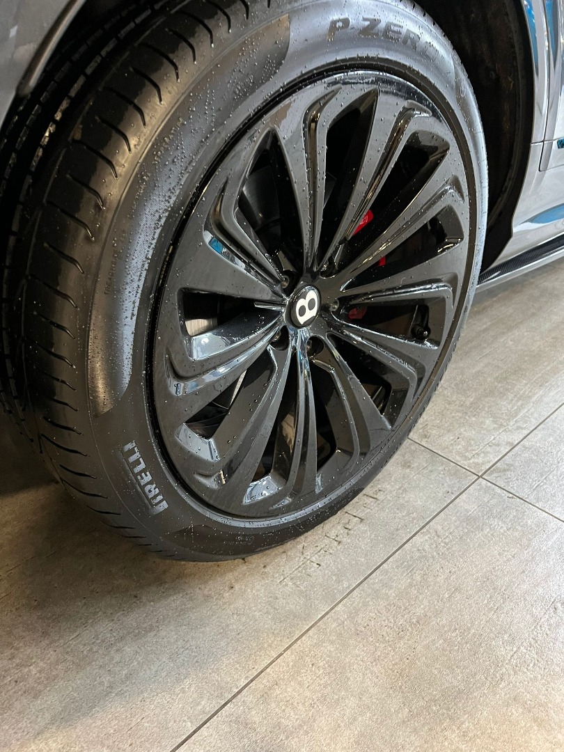 2021 BENTLEY BENTAYGA 4.0L V8