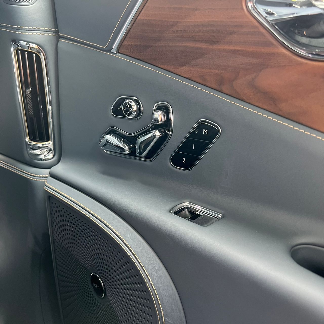 2020 BENTLEY FLYING SPUR 4.0L V8