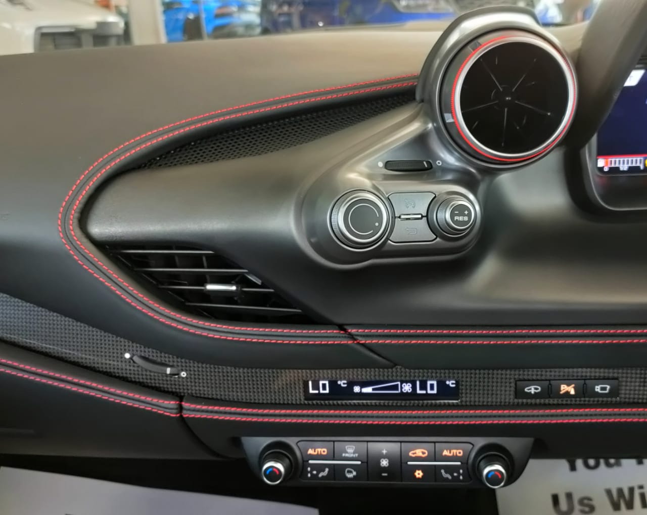 2020 FERRARI F8 TRIBUTO V8