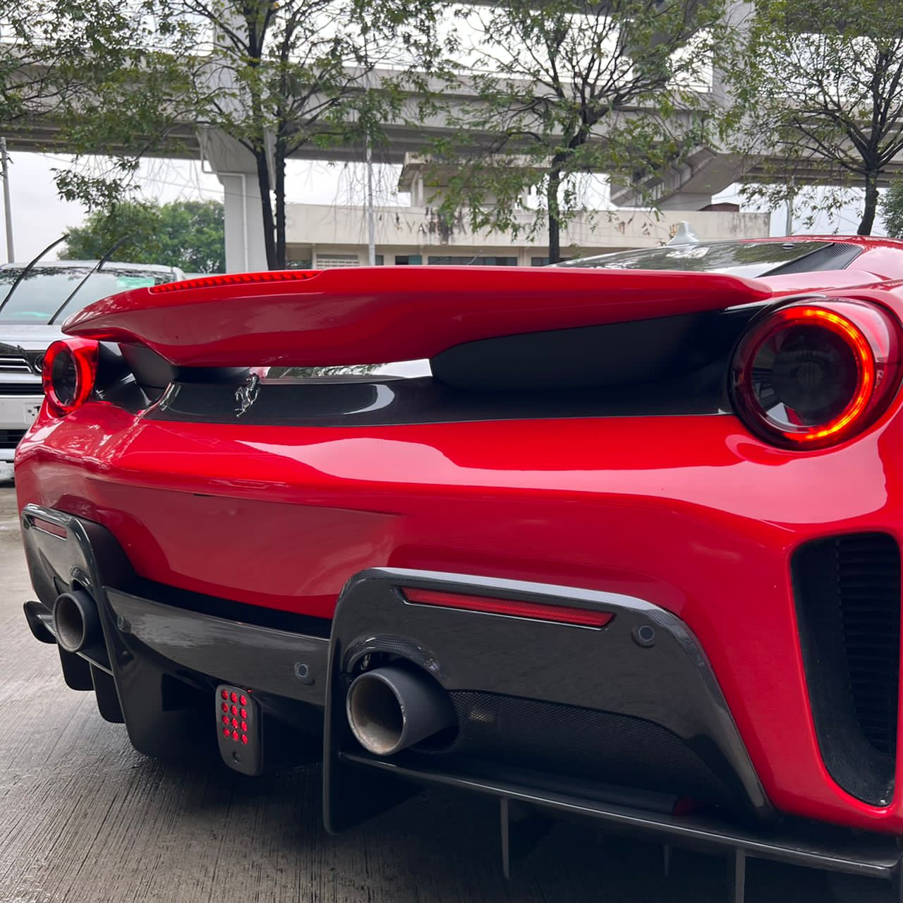 2019 FERRARI 488 PISTA