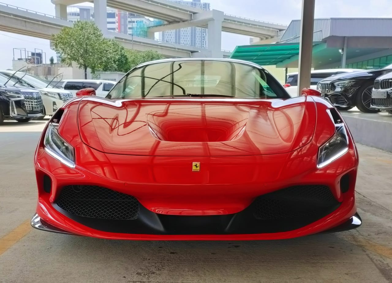 2020 FERRARI F8 TRIBUTO V8