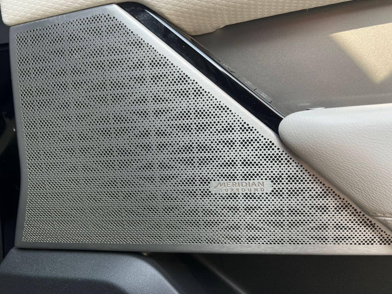 2018 RANGE ROVER VELAR P250 SE