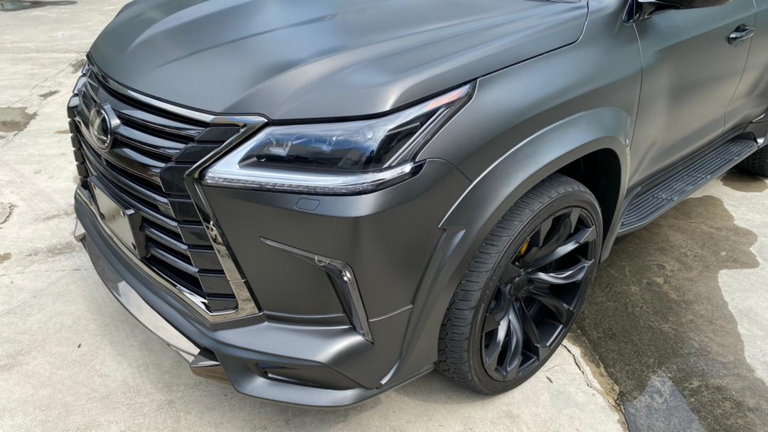 2020 LEXUS LX570