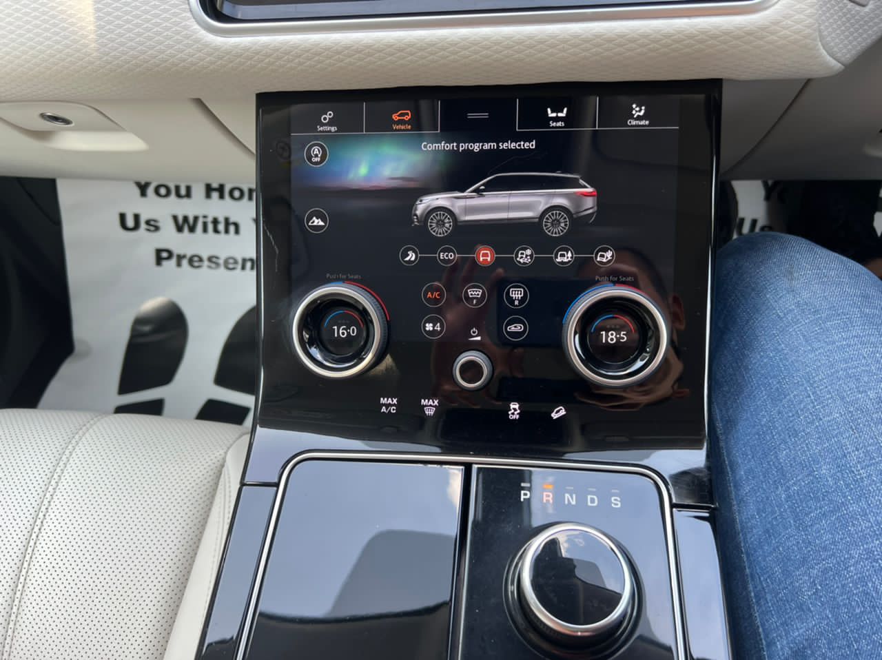 2018 RANGE ROVER VELAR P250 SE