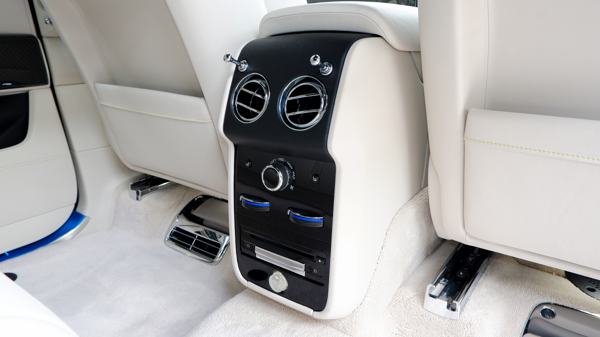 2019 ROLLS ROYCE CULLINAN