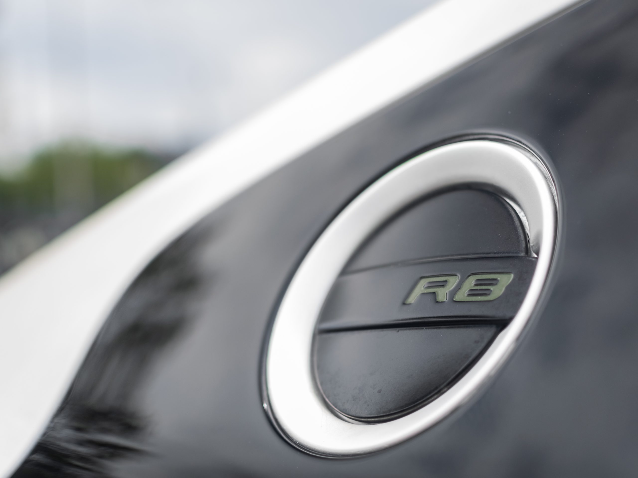 2010 AUDI R8 5.2L V10 QUATTRO