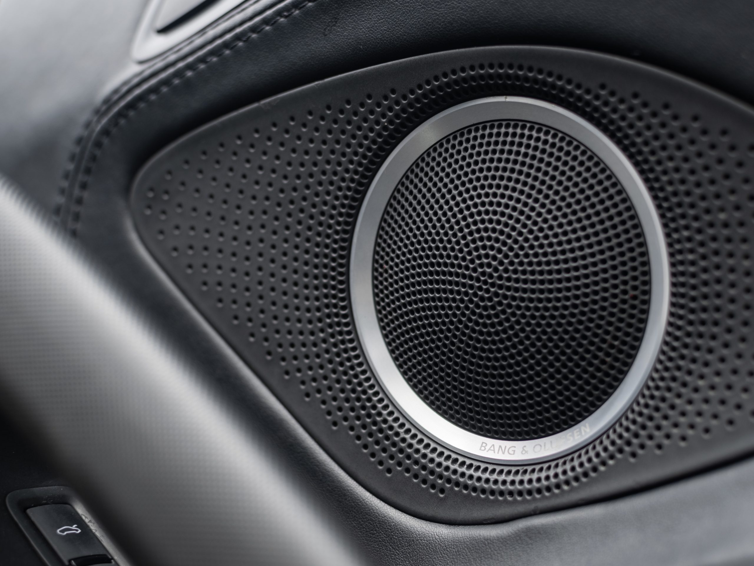 2010 AUDI R8 5.2L V10 QUATTRO