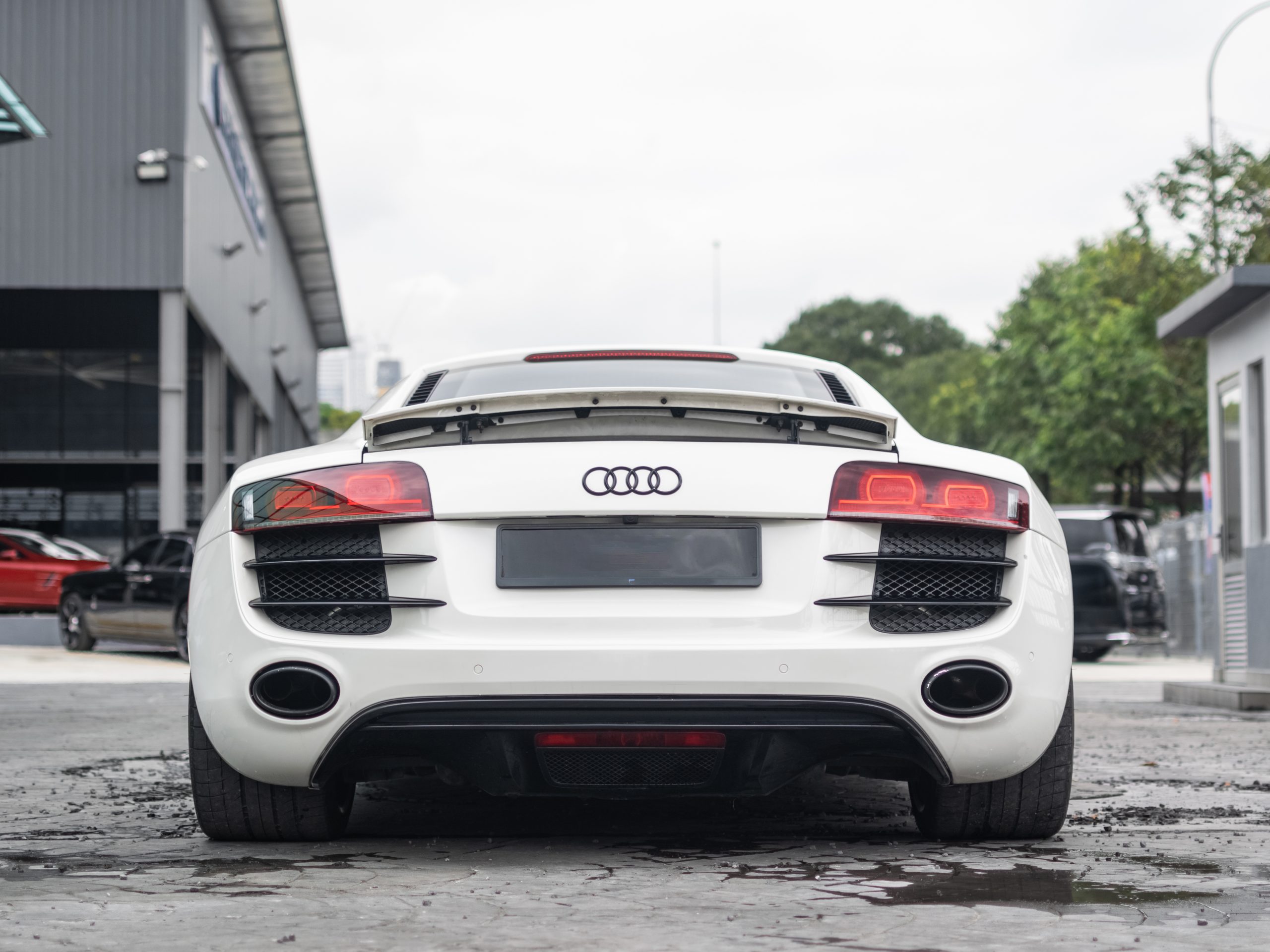 2010 AUDI R8 5.2L V10 QUATTRO