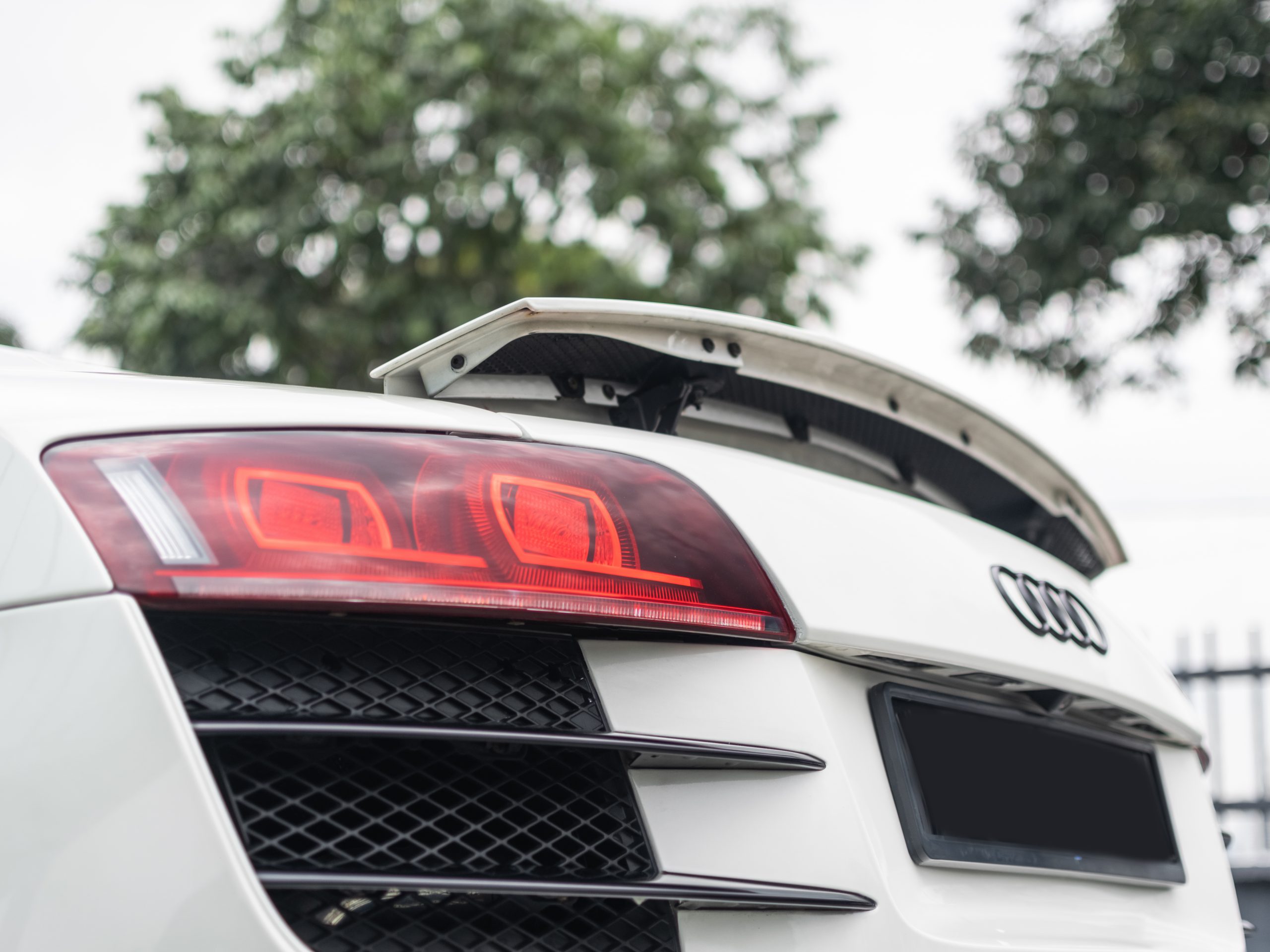 2010 AUDI R8 5.2L V10 QUATTRO