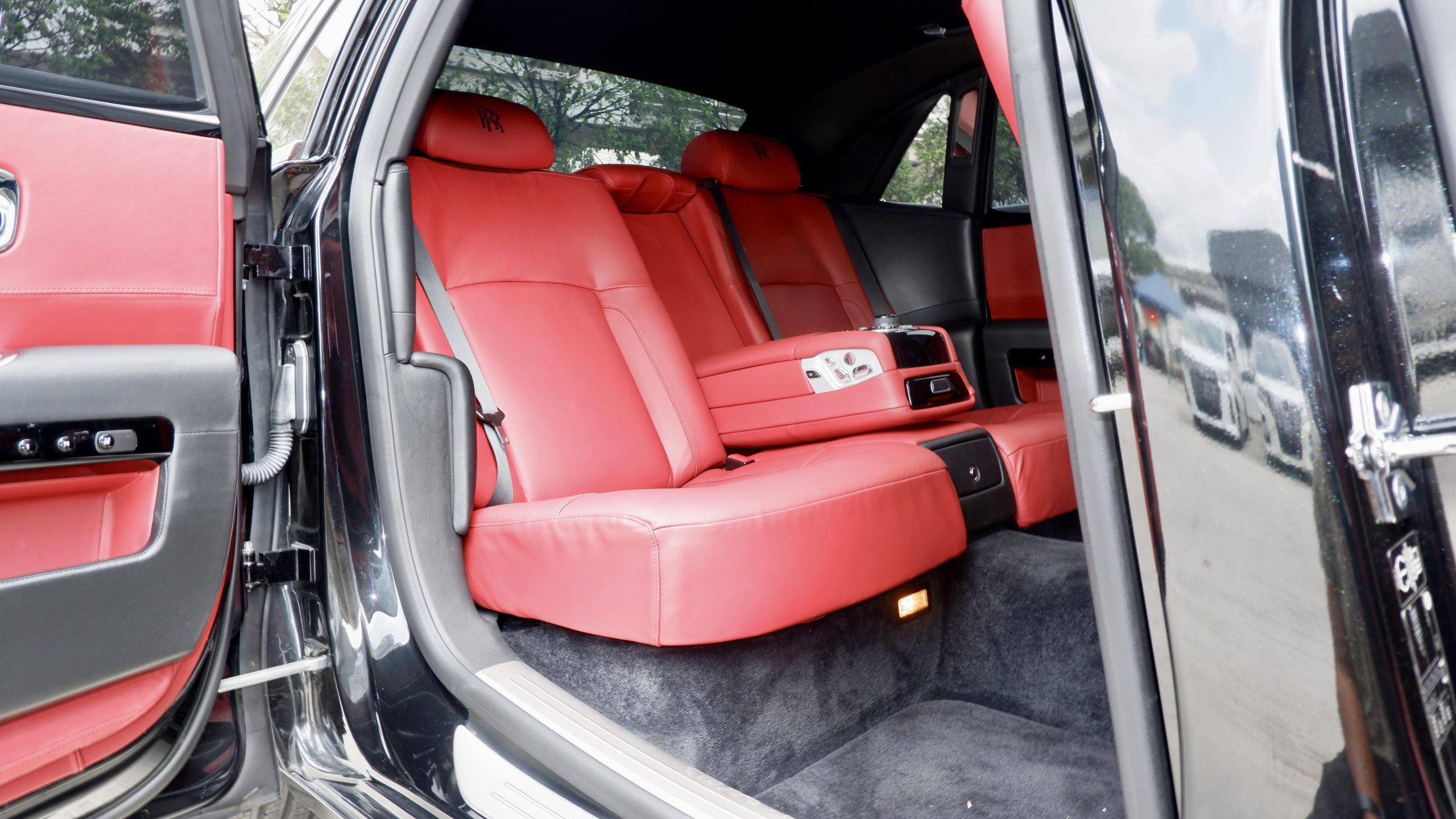 2012 ROLLS ROYCE GHOST LWB