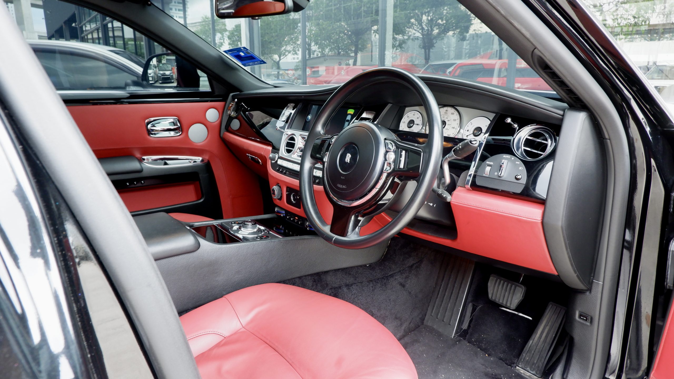 2012 ROLLS ROYCE GHOST LWB