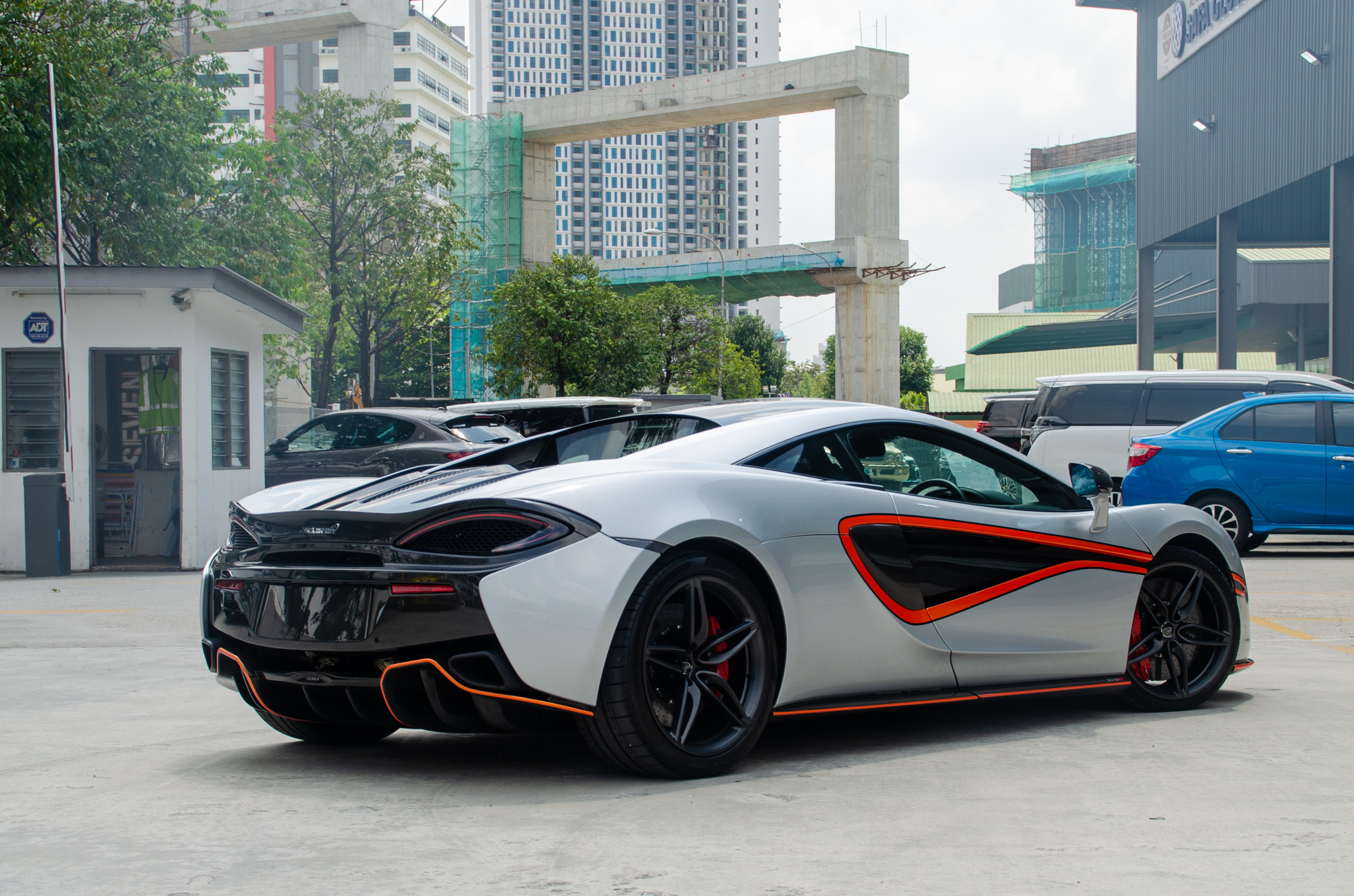 2016 MCLAREN 570S