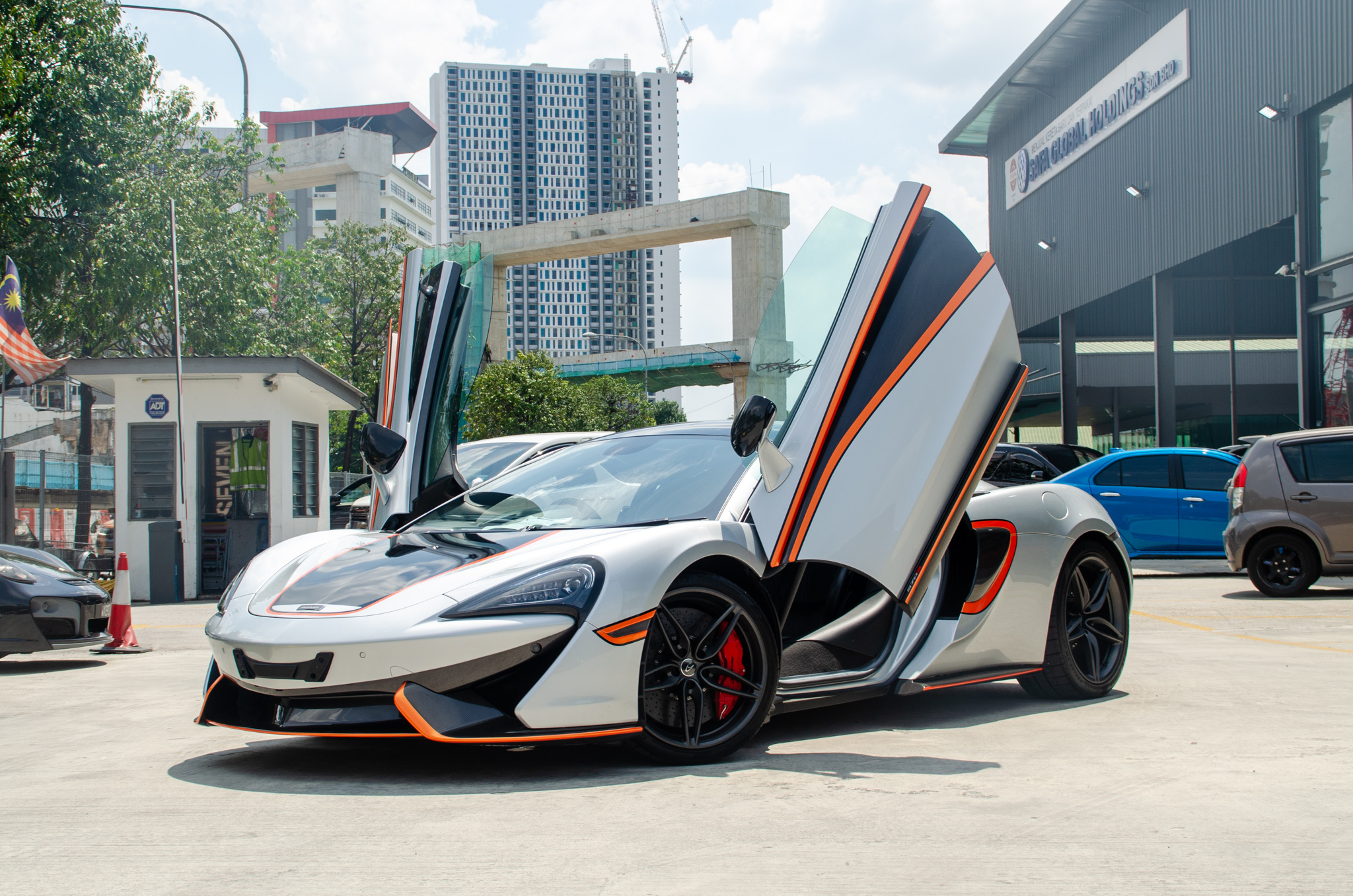 2016 MCLAREN 570S