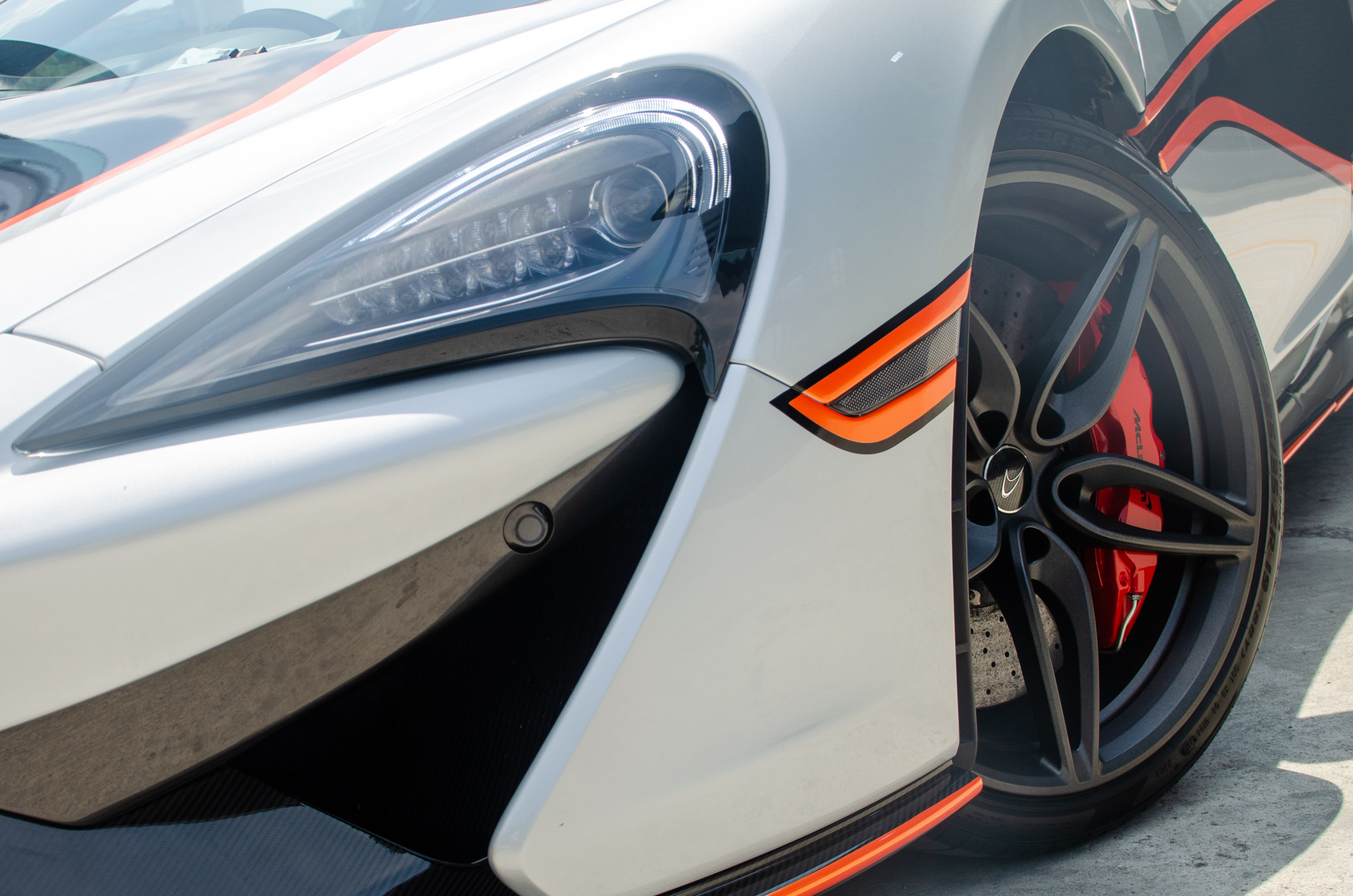 2016 MCLAREN 570S