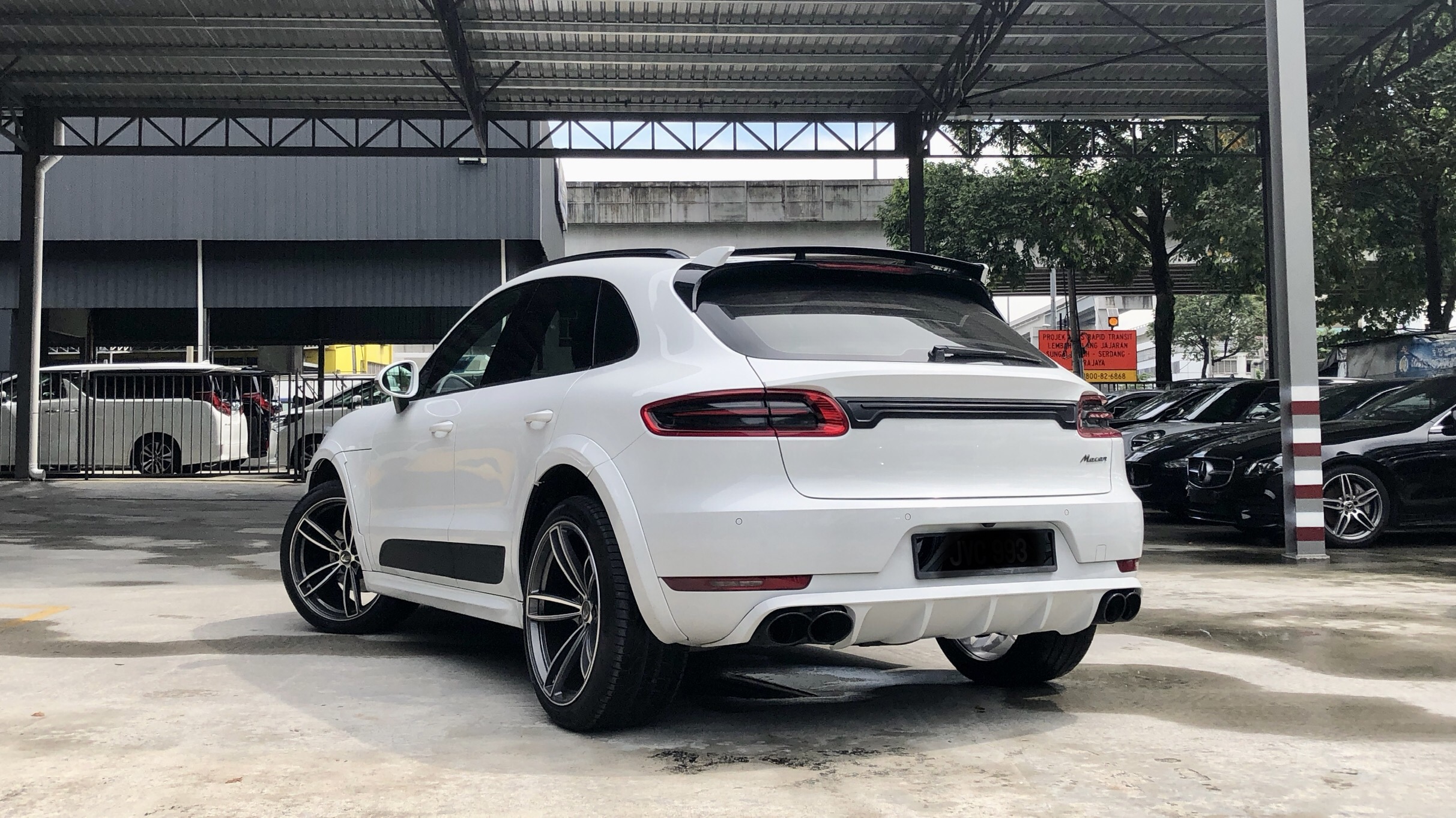 2017 PORSCHE MACAN TECH ART SPEC