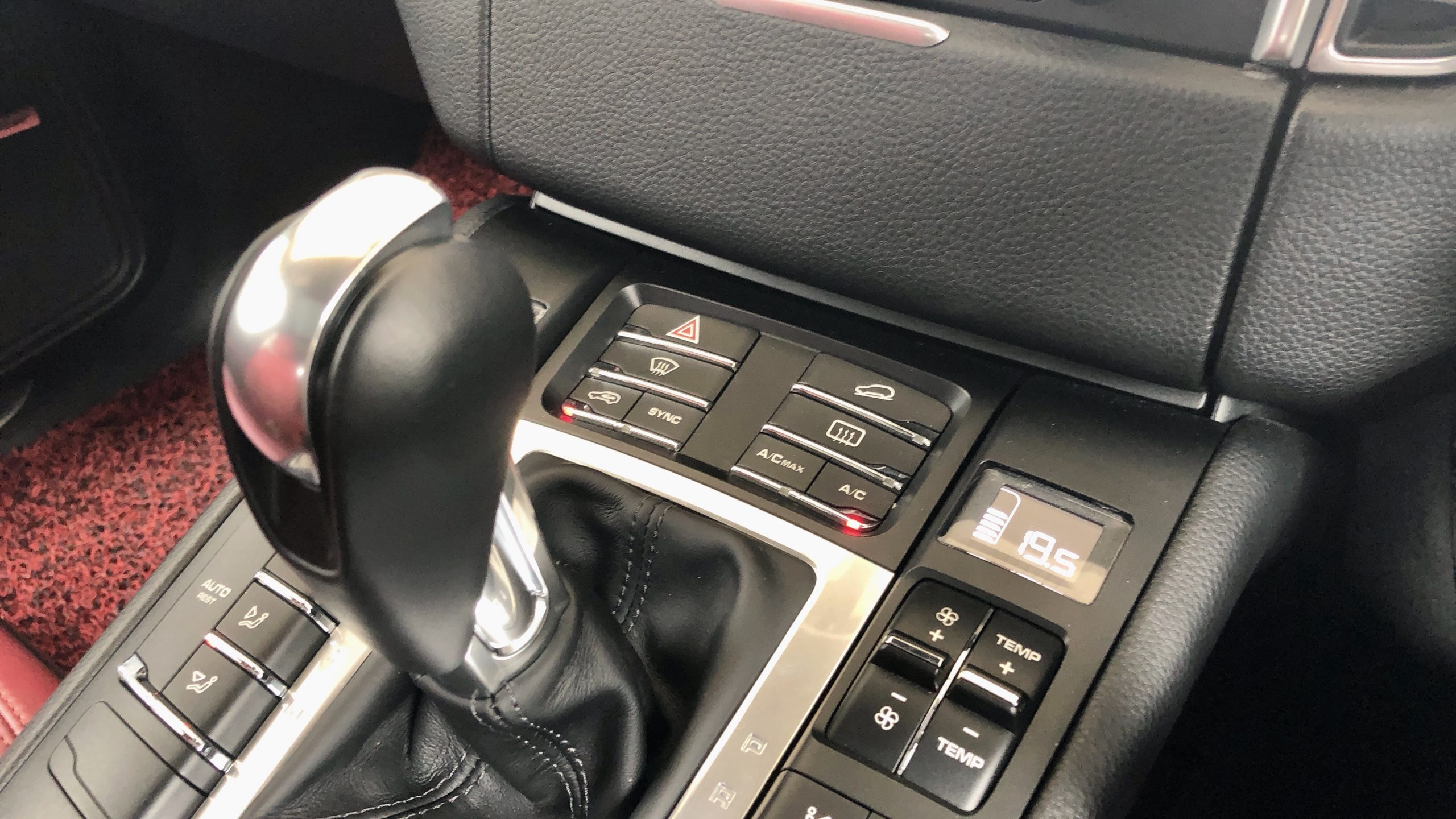 2017 PORSCHE MACAN TECH ART SPEC