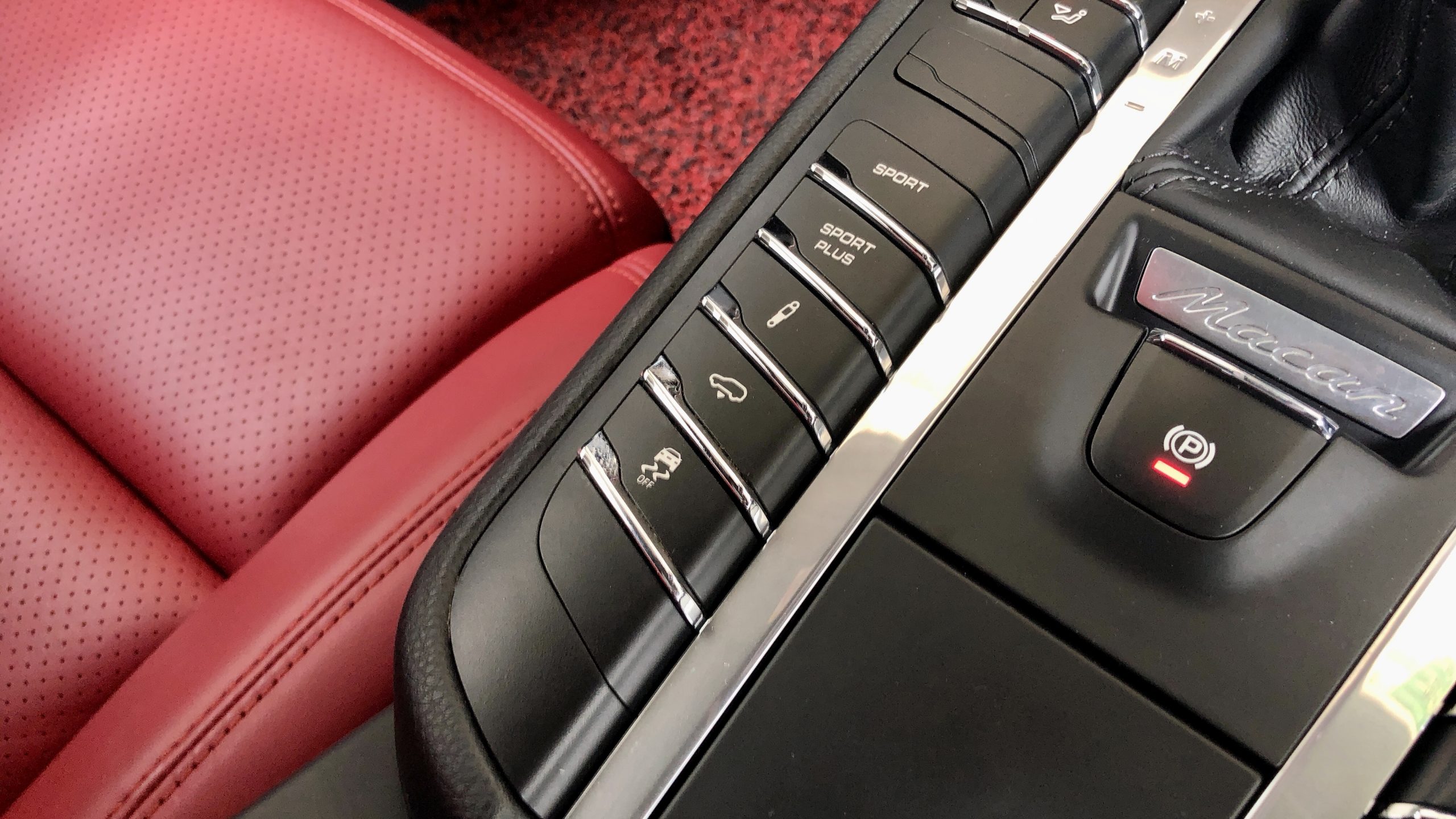 2017 PORSCHE MACAN TECH ART SPEC