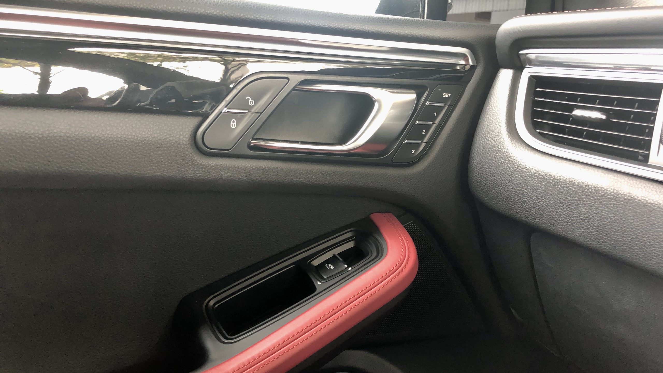 2017 PORSCHE MACAN TECH ART SPEC