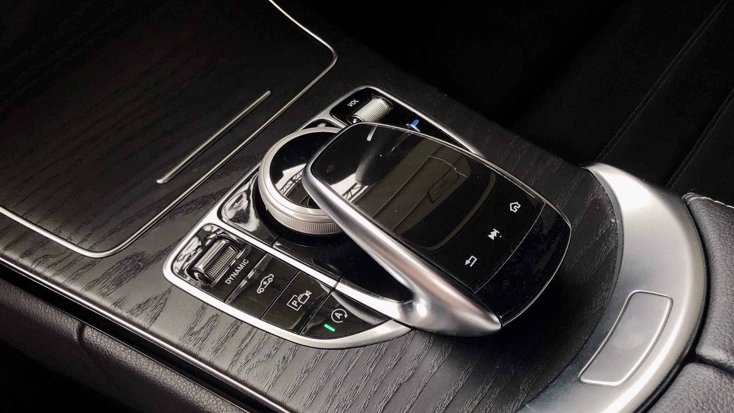 2018 MERCEDES BENZ C300 AMG (LOCAL)