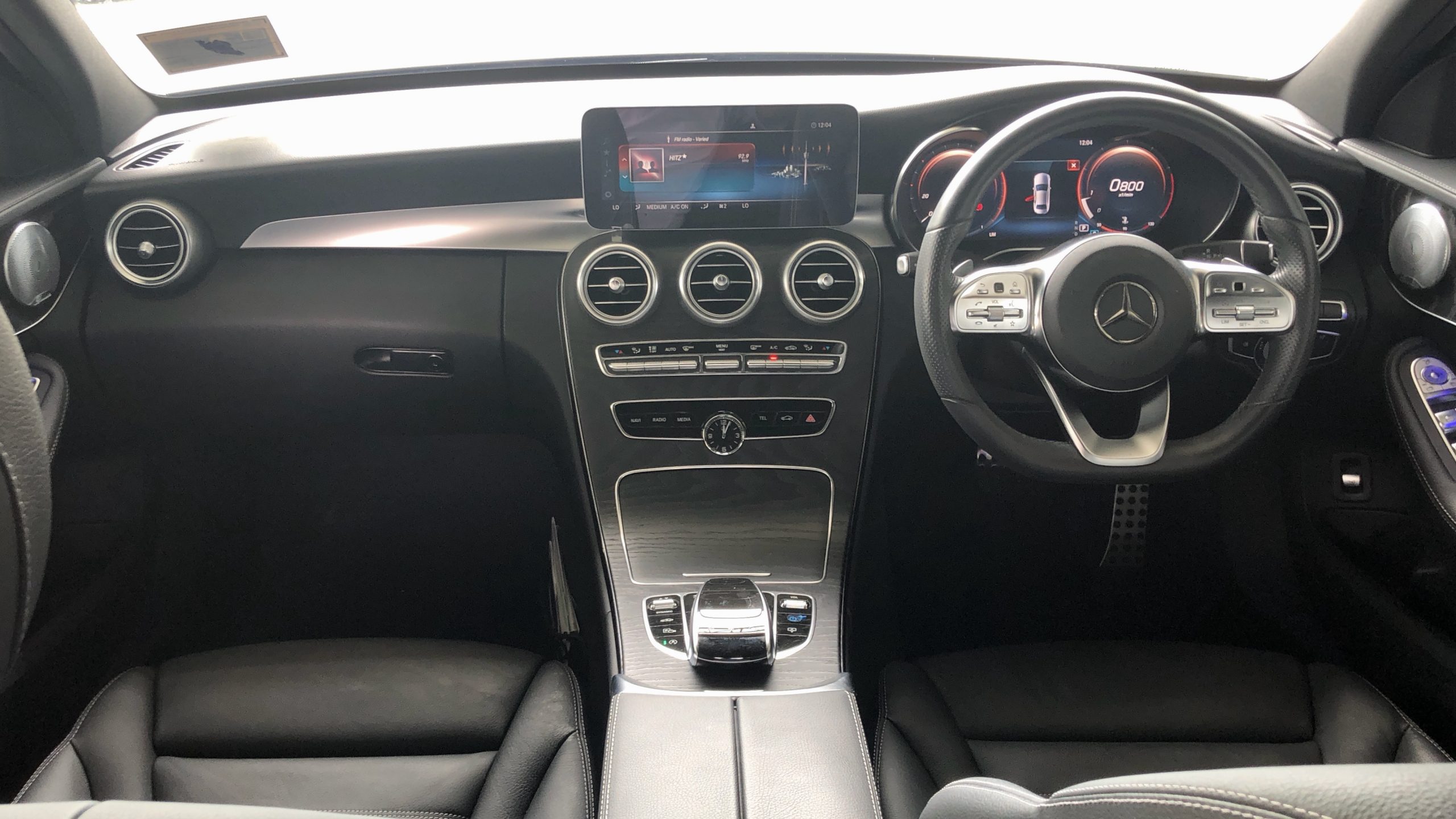 2018 MERCEDES BENZ C300 AMG (LOCAL)