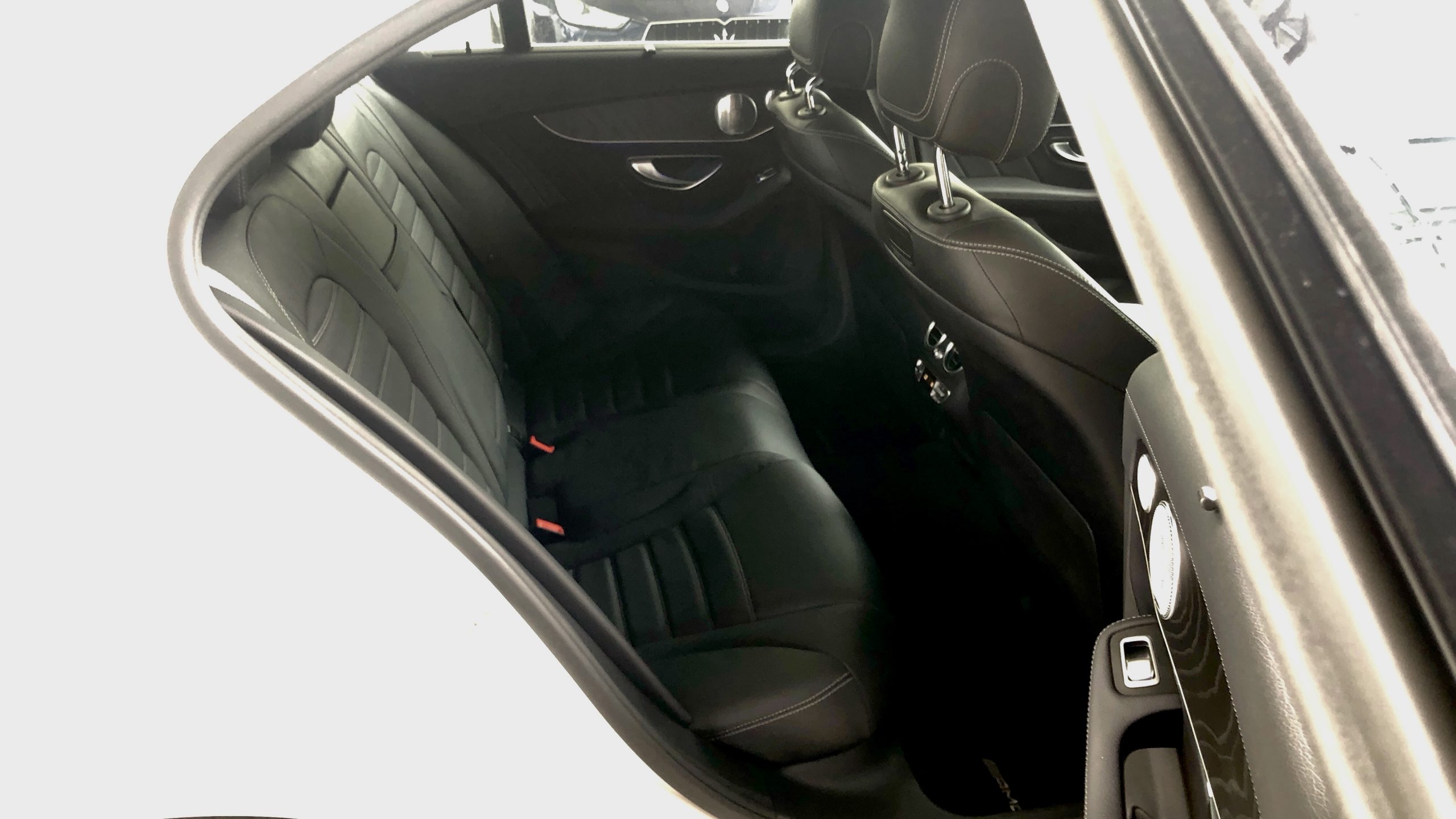 2018 MERCEDES BENZ C300 AMG (LOCAL)