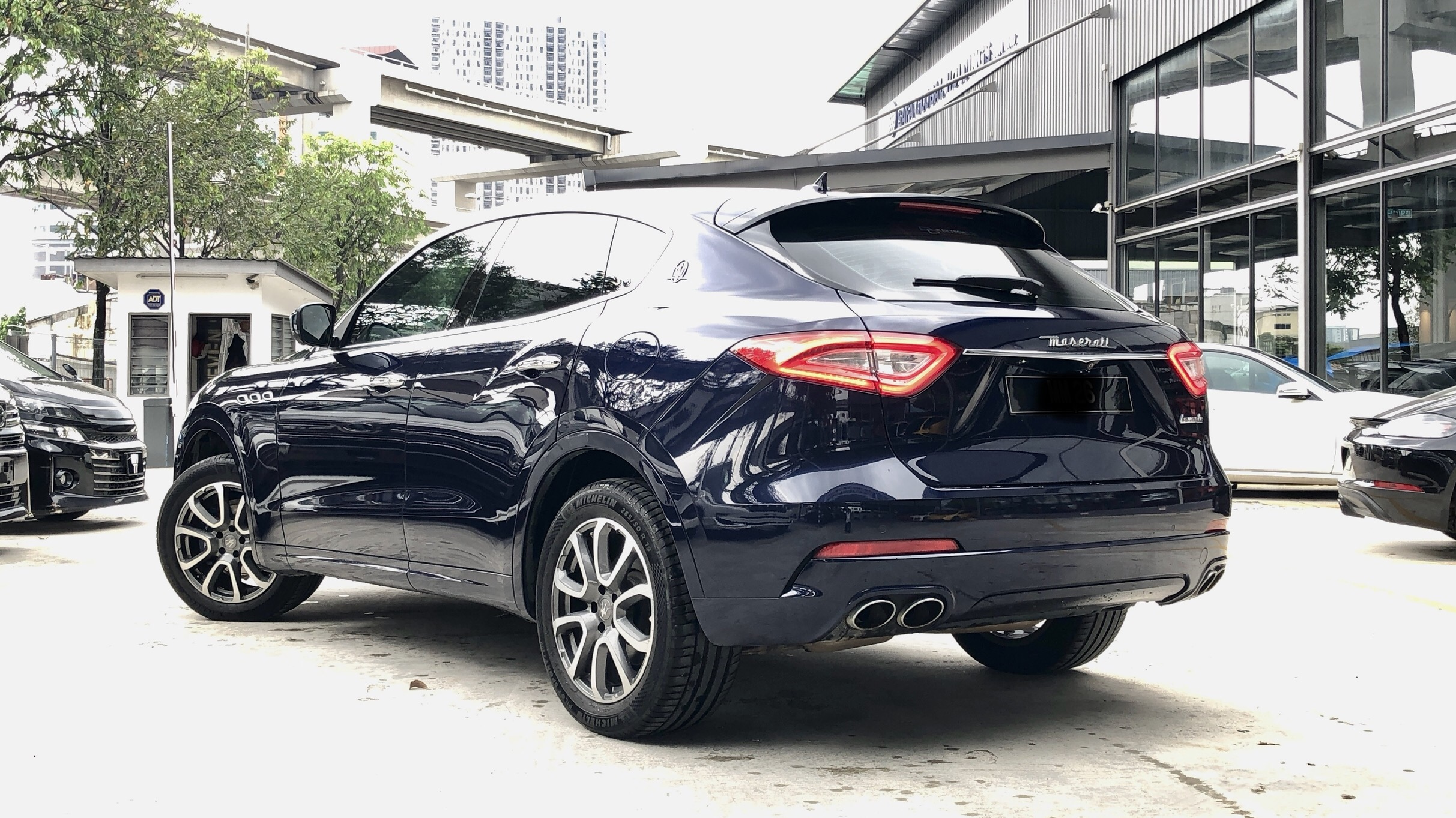 2017 MASERATI LEVANTE (LOCAL)
