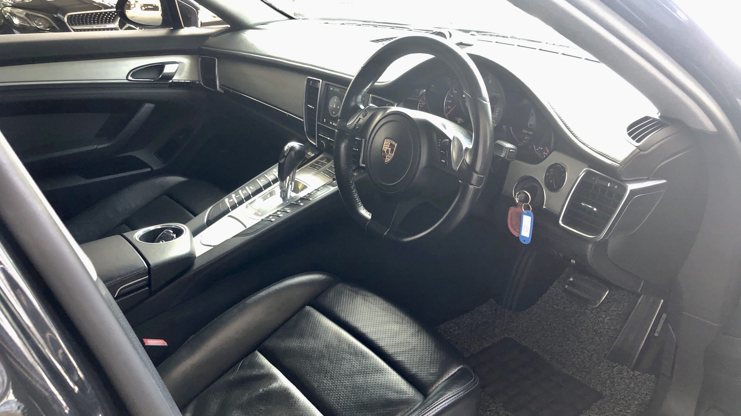 2010 PORSCHE PANAMERA 4S