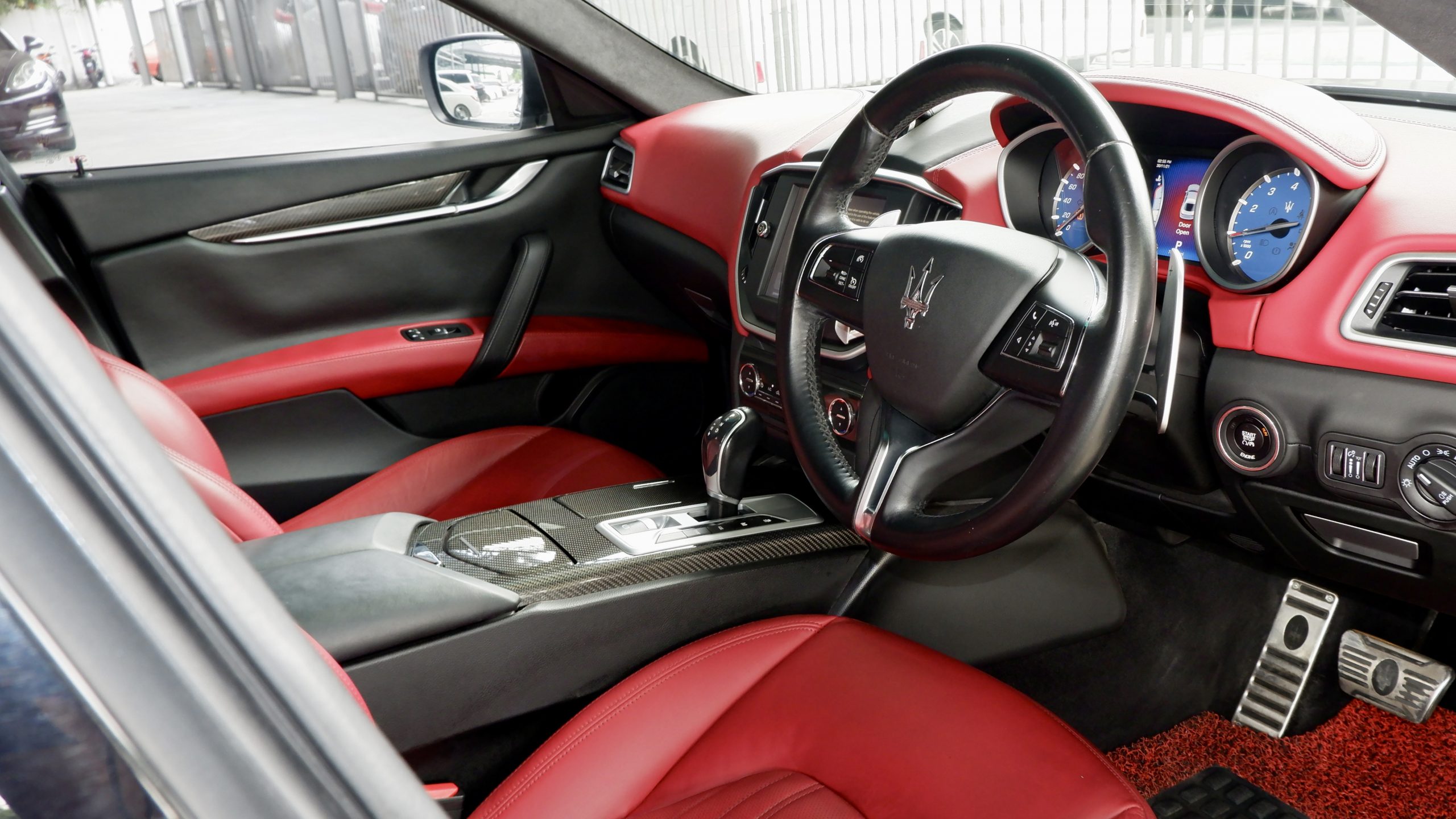 2015 MASERATI GHIBLI