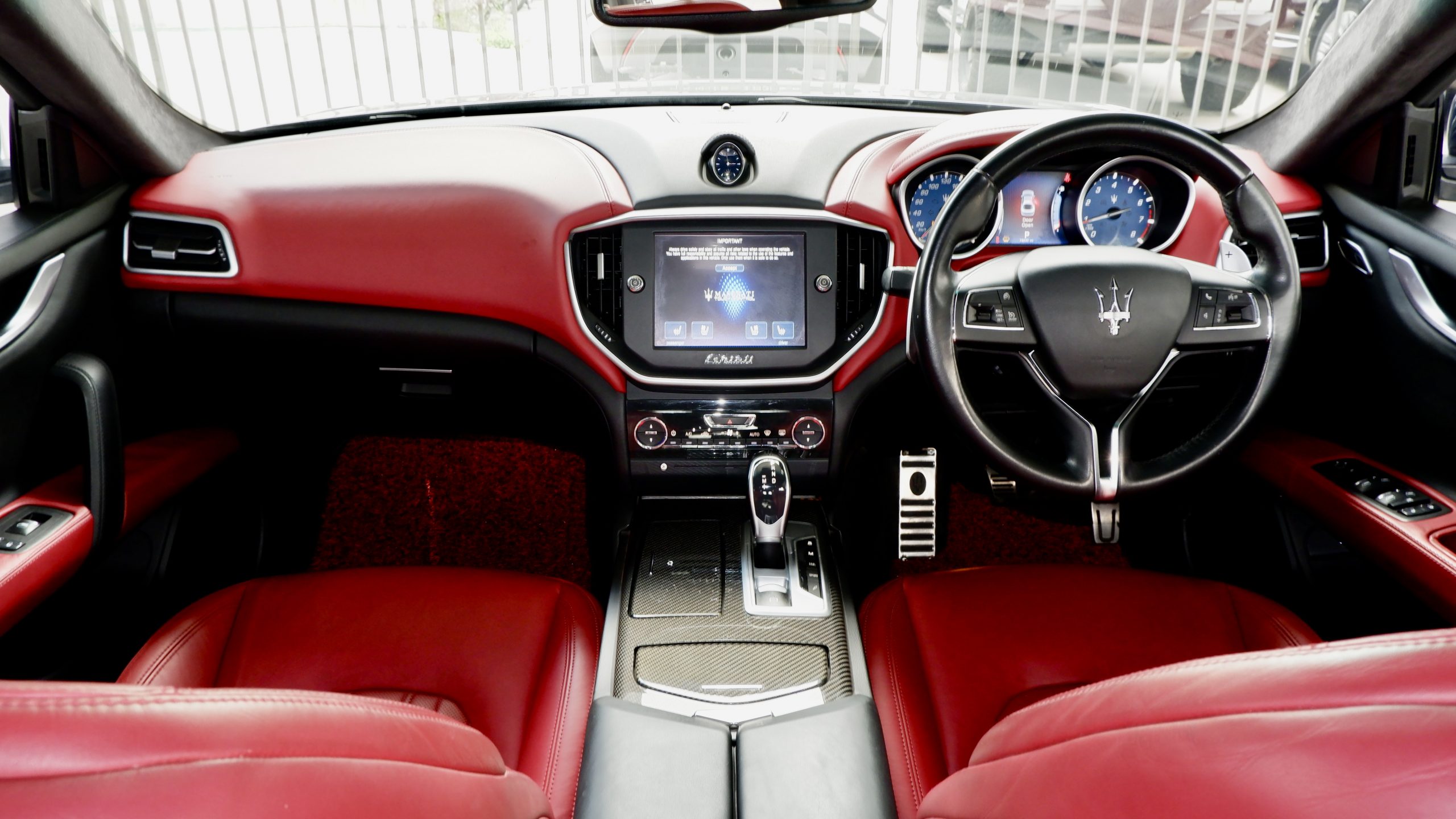 2015 MASERATI GHIBLI