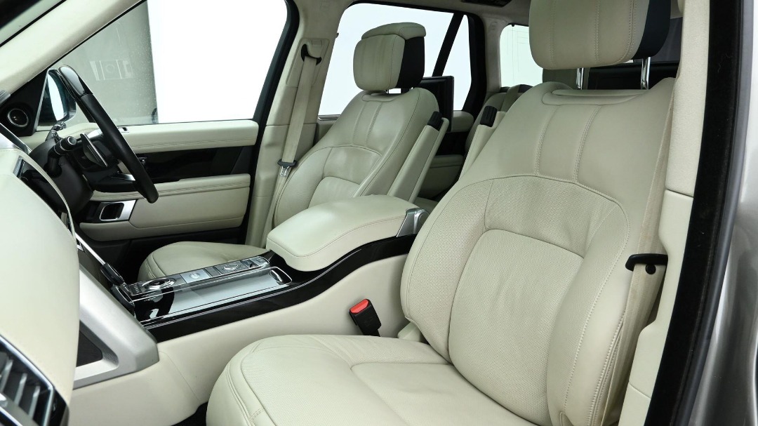 2018 RANGE ROVER VOGUE AUTOBIOGRAPHY