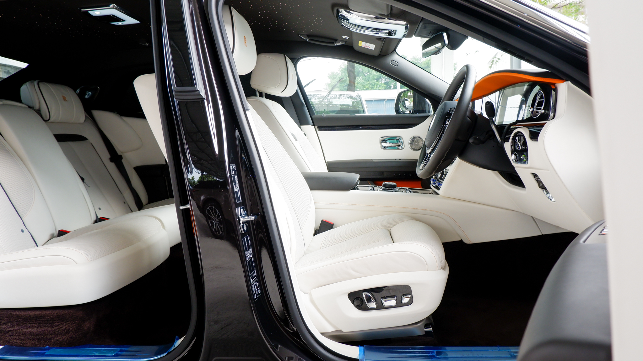 2020 ROLLS ROYCE GHOST