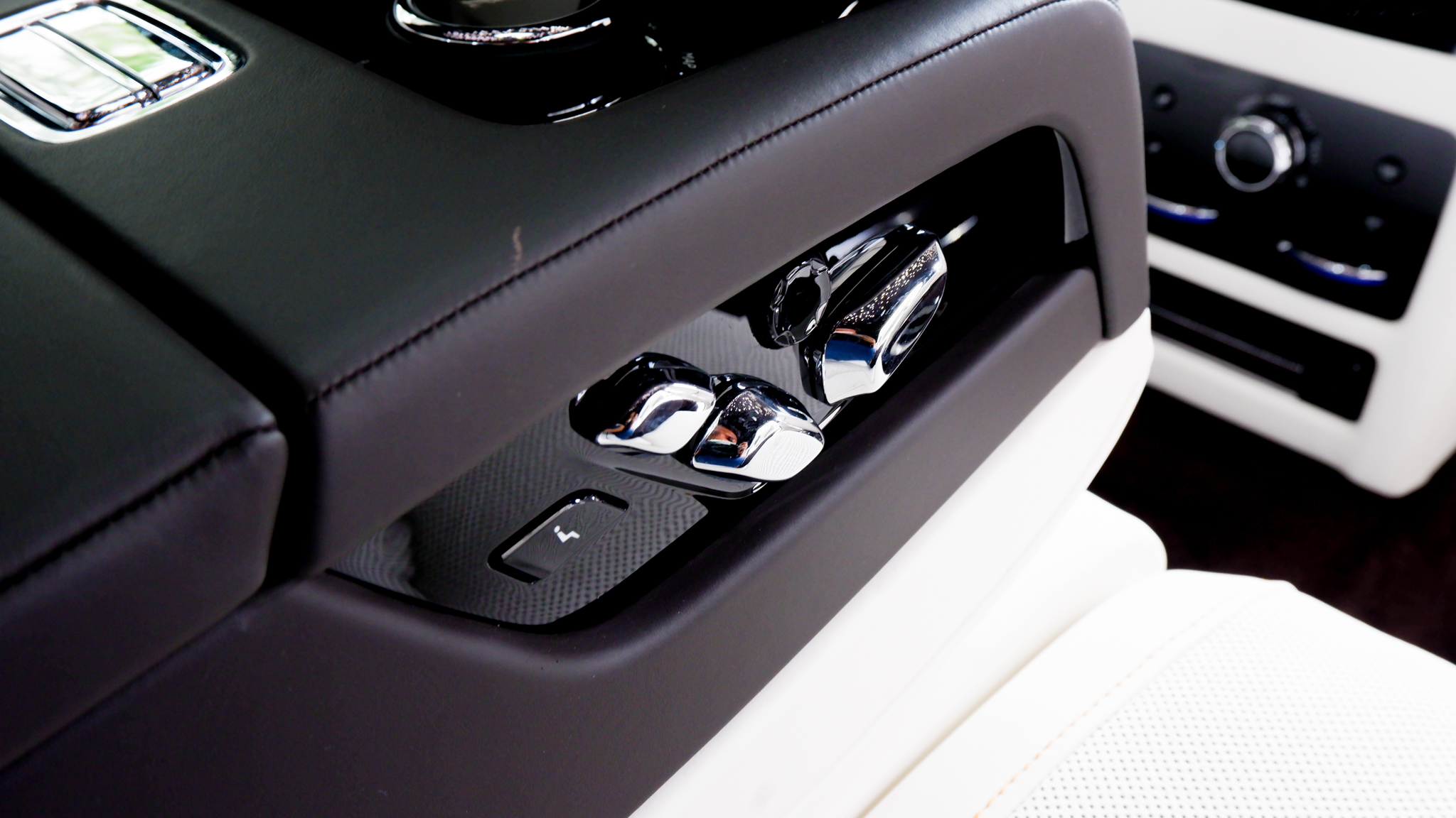 2020 ROLLS ROYCE GHOST