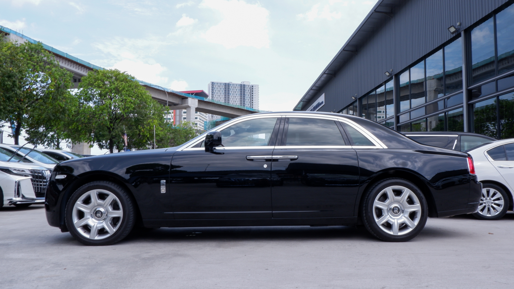 2010 ROLLS ROYCE GHOST