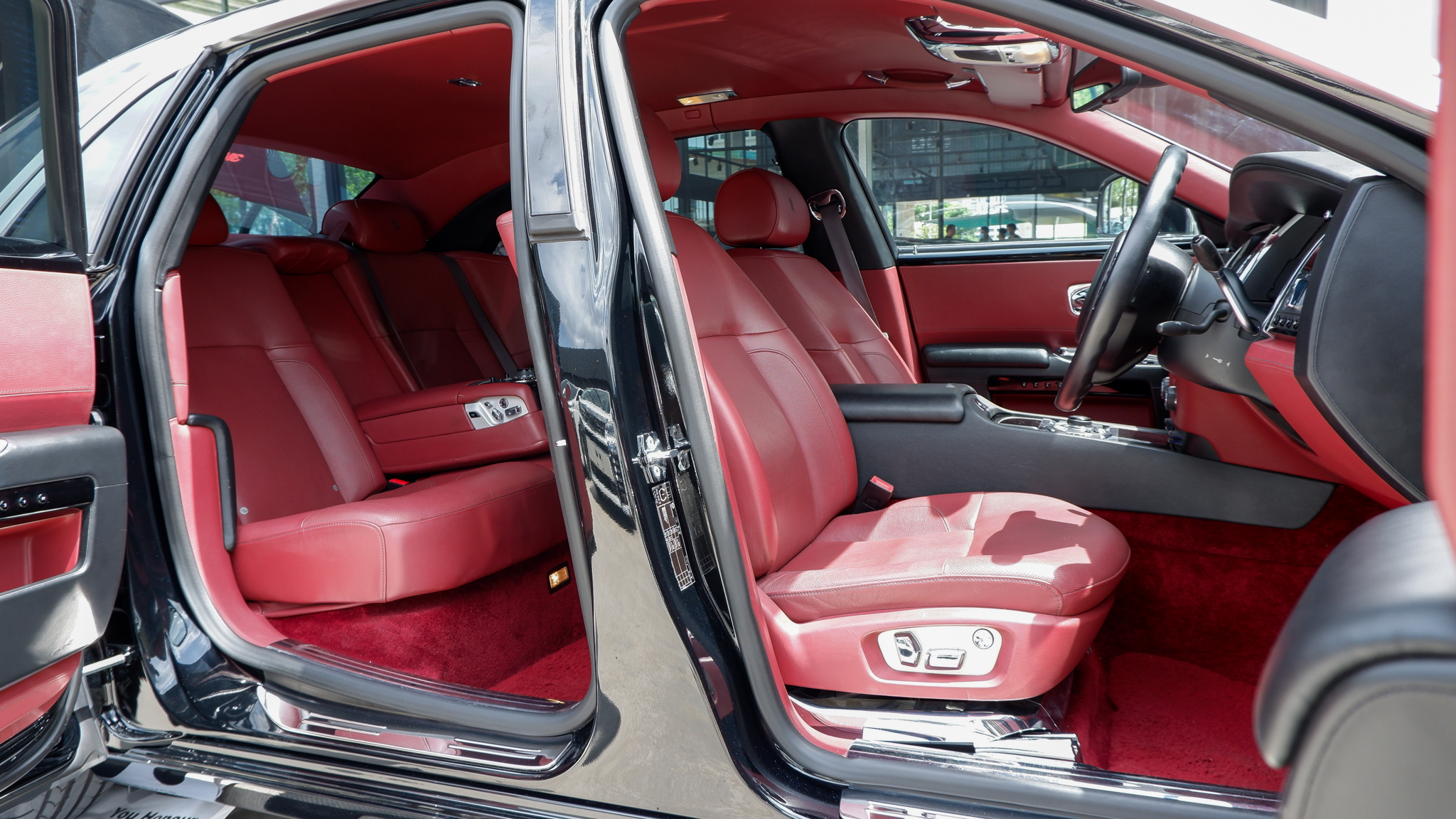 2010 ROLLS ROYCE GHOST