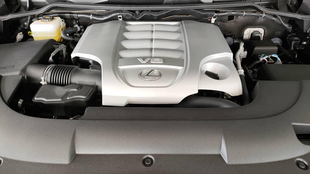 2020 LEXUS LX570