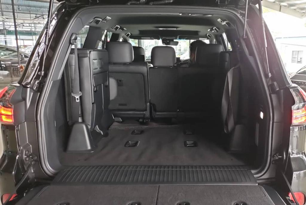 2020 LEXUS LX570
