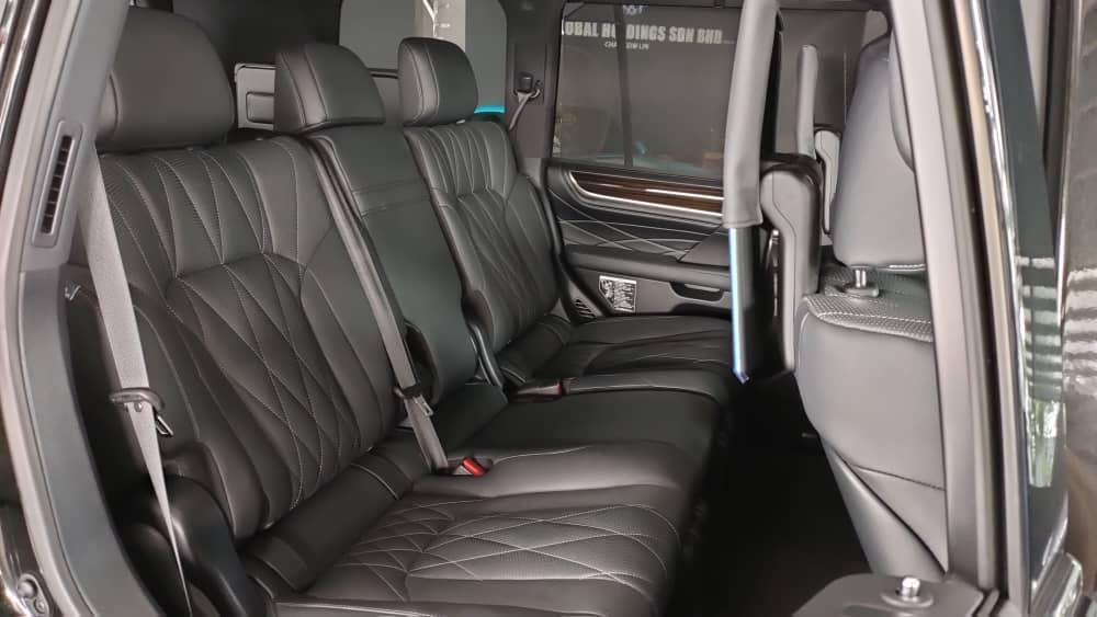 2020 LEXUS LX570
