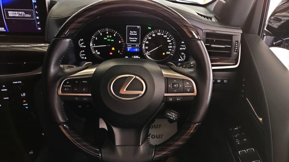 2020 LEXUS LX570